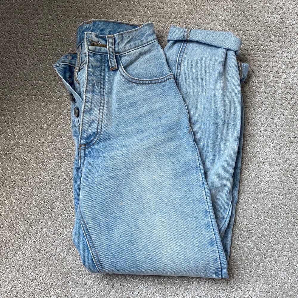 Brandy Melville High Rise Jeans